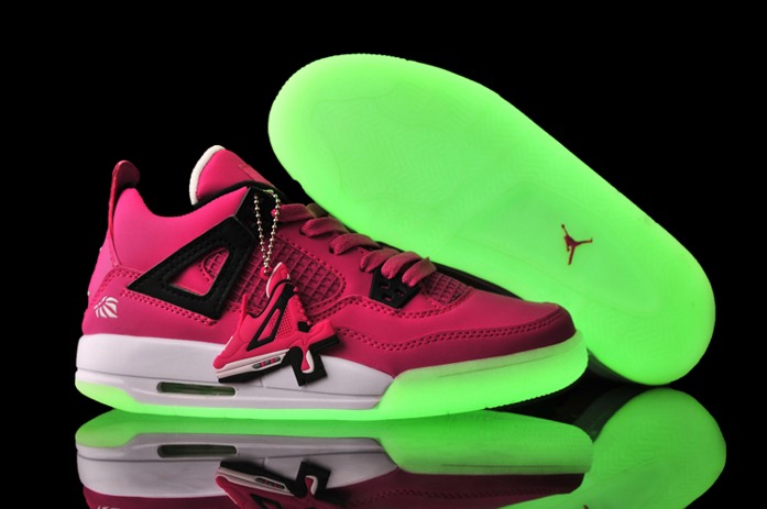 Nike Air Jordan IV 4 rougeoyant retro femmes chaussures en vente fushia (1)